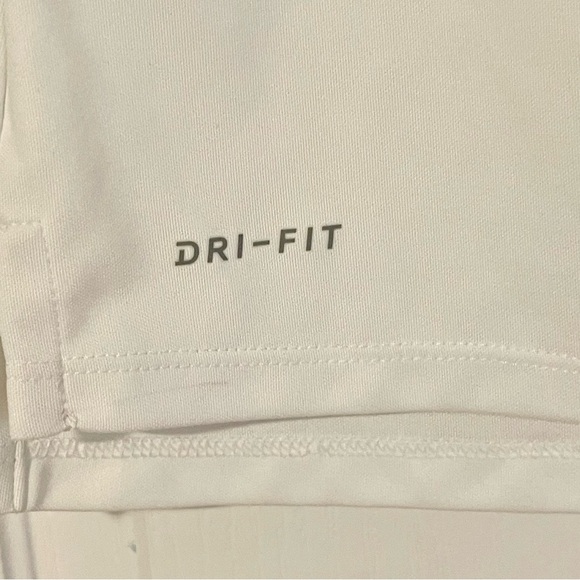 Nike Golf Girl White Dri-Fit Polo Shirt, Size XL - Picture 4 of 4